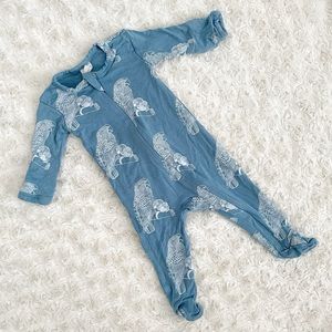 SOLD ❌ Kate Quinn Parrot Bamboo Footie